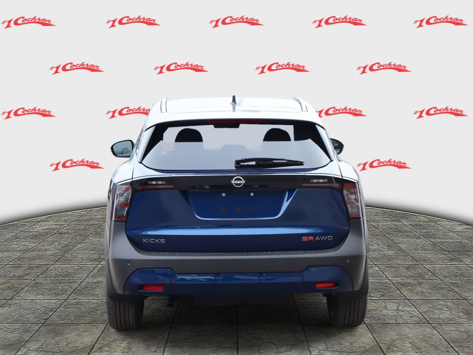 2025 Nissan Kicks SR photo 4