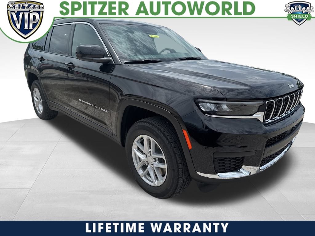 2025 Jeep Grand Cherokee L Laredo's photo