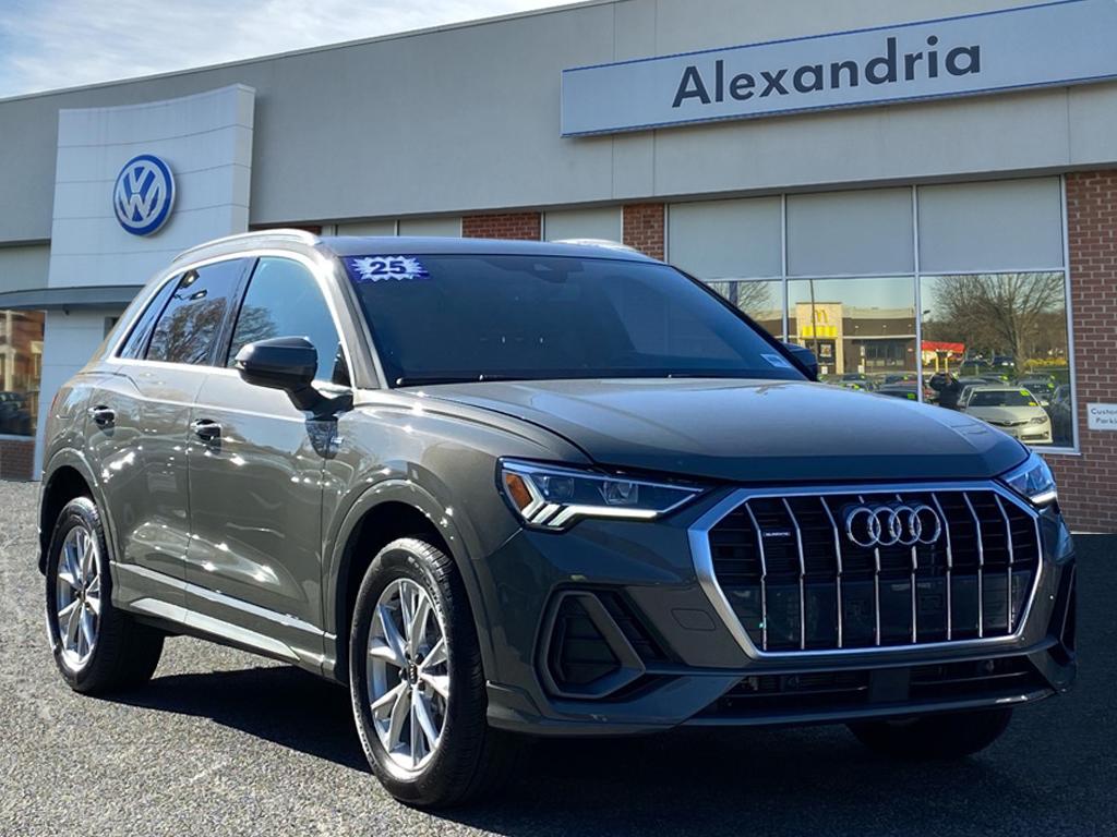 2025 Audi Q3 S Line Premium's photo