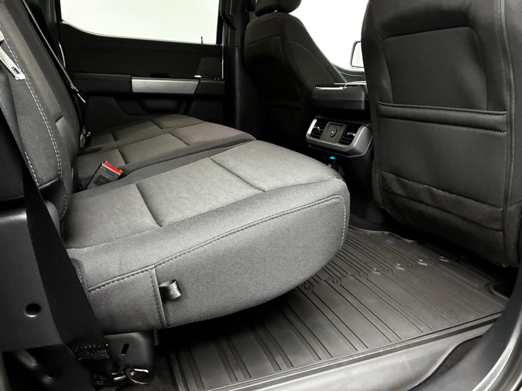2025 Ford F-150 XLT photo 28