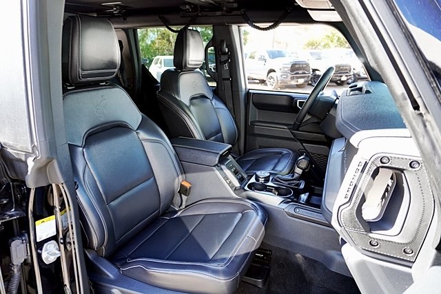 Used 2025 Black Ford Outer Banks image 11