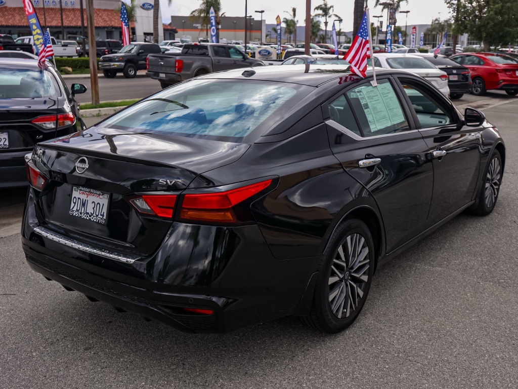 2023 Nissan Altima 2.5 SV photo 3