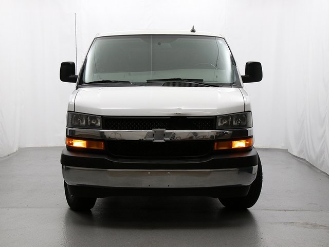 2019 Chevrolet Express 3500 Work Van photo 4