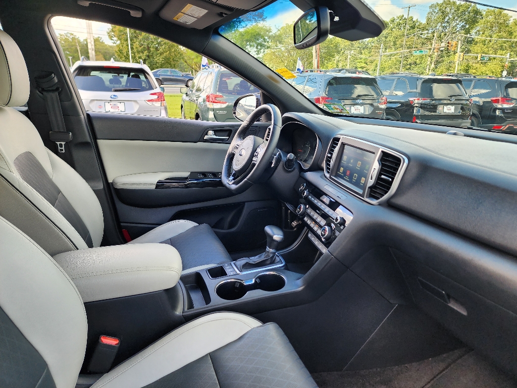 2017 Kia Sportage SX Turbo photo 21