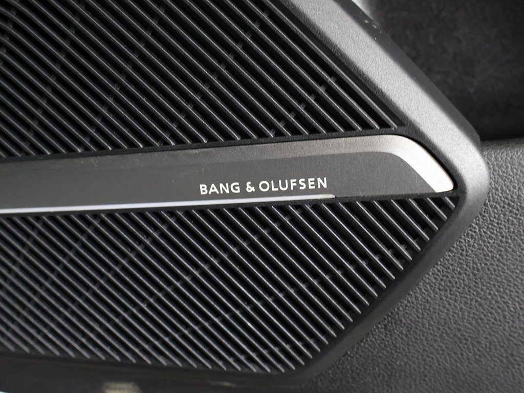 2018 Audi SQ5 Prestige photo 26