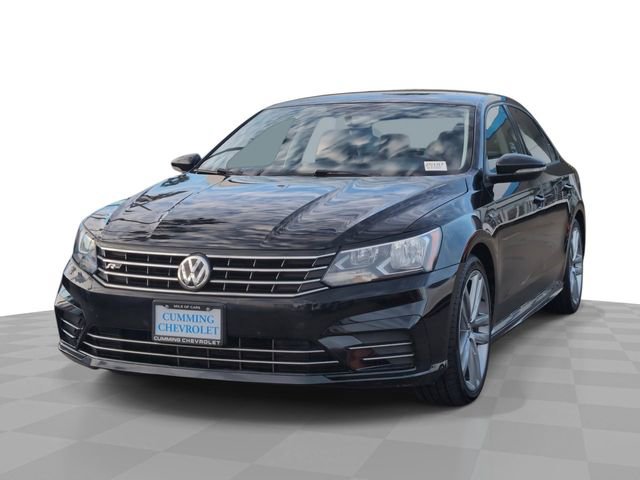 2018 Volkswagen Passat R-Line