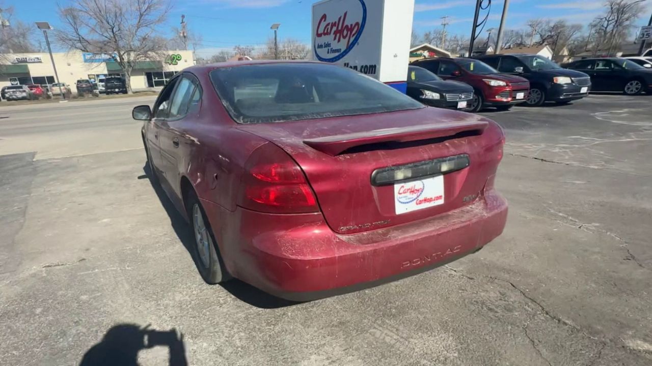 PreOwned 2006 Pontiac Grand Prix Sedan 4D 4D SEDAN Y587222 in
