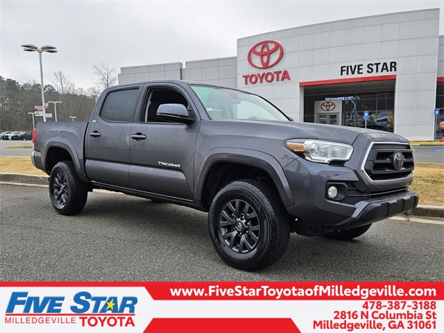2021 Toyota Tacoma SR5's photo
