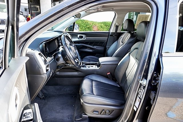 Used 2022 Gray Kia SX image 12