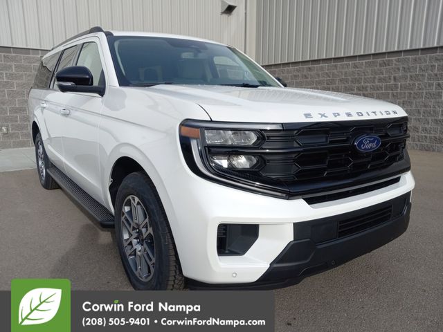 2025 Ford Expedition Active's photo