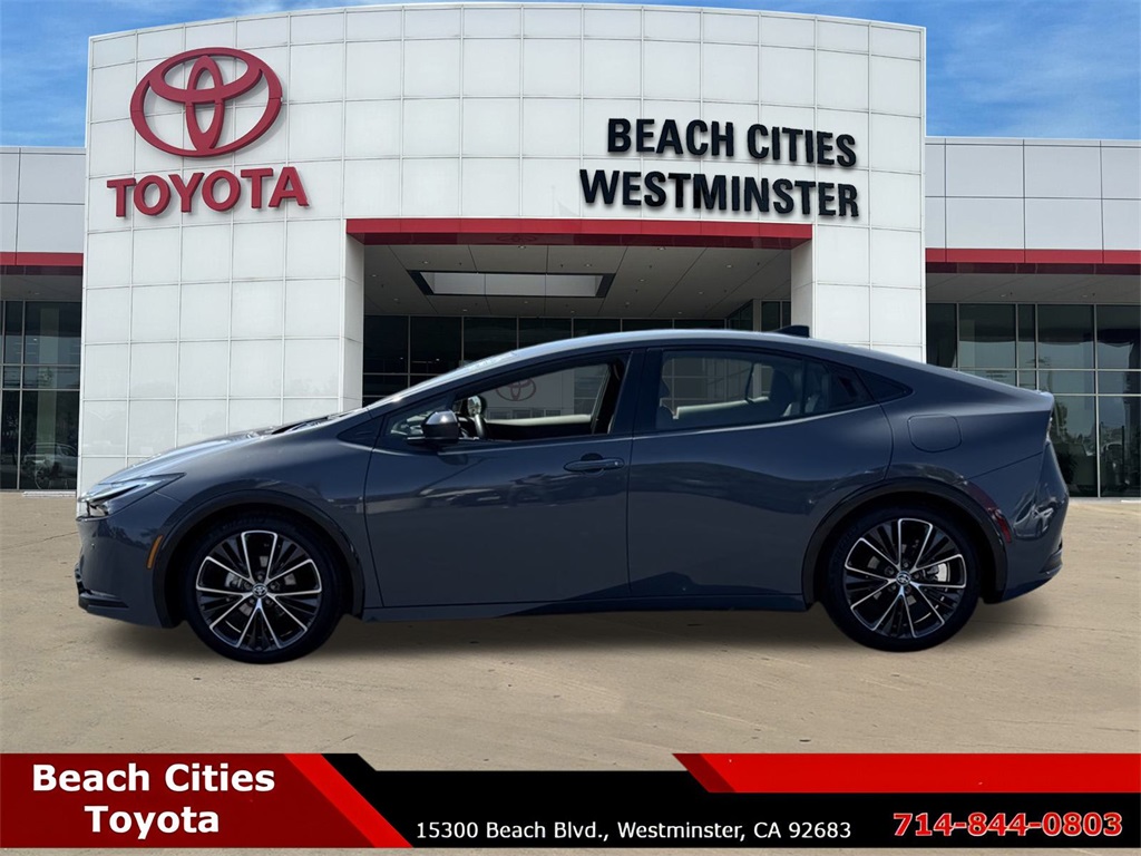 2024 Toyota Prius XLE photo 6