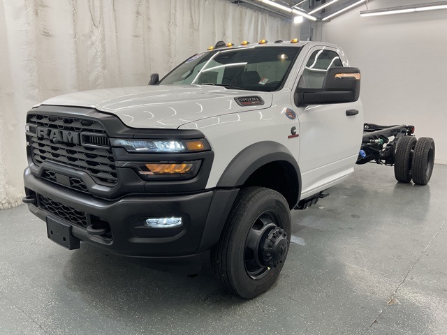 2025 Ram 4500 Tradesman photo 4