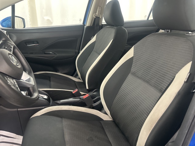 2021 Nissan Versa 1.6 SV photo 9