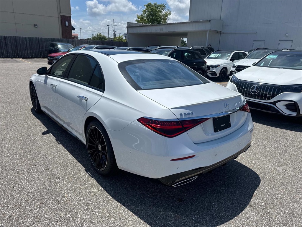 2025 Mercedes Benz S 580 4MATIC photo 4