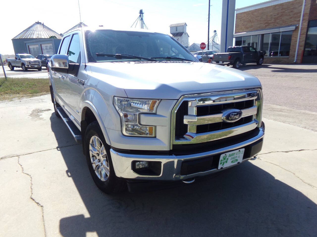2017 Ford F-150 Lariat photo 3