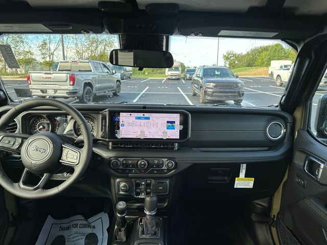 2025 Jeep Gladiator Sport photo 27
