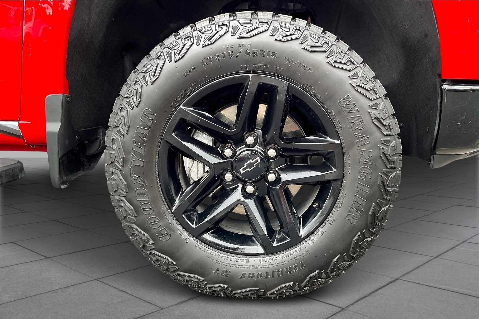 2024 Chevrolet Silverado 1500 LT Trail Boss photo 9