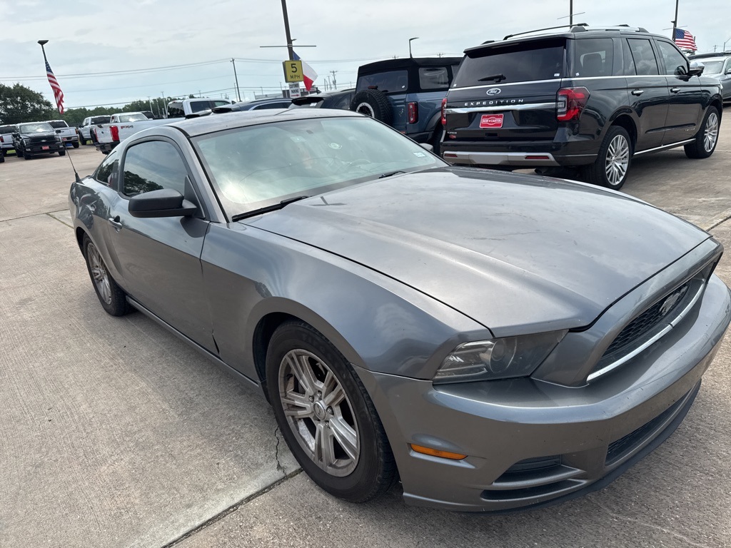 Used 2014 Ford Mustang V6 with VIN 1ZVBP8AM0E5332063 for sale in Alvin, TX