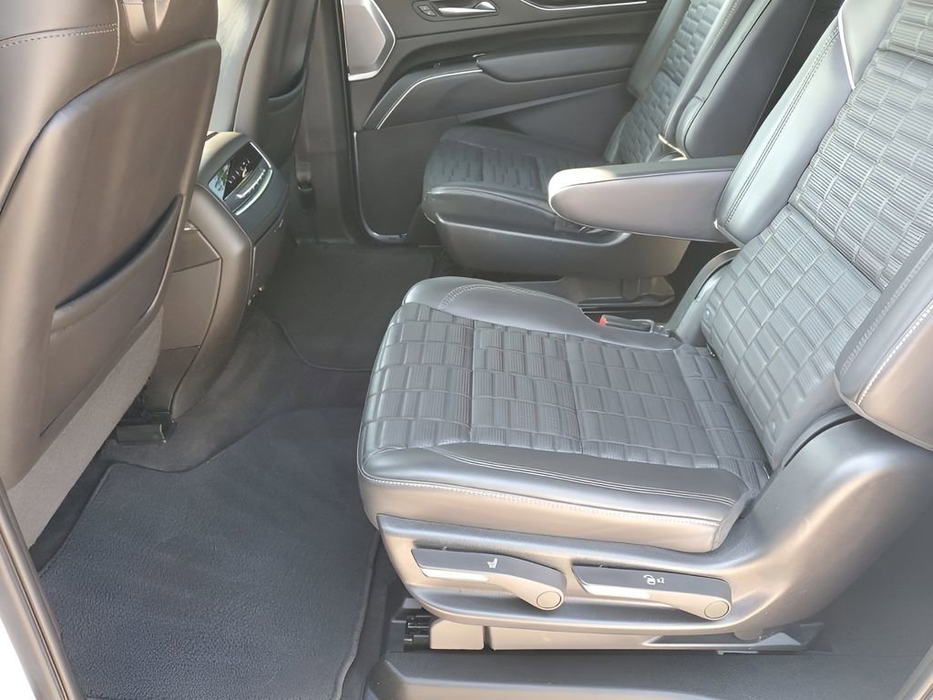 2023 Cadillac Escalade ESV V-Series photo 21