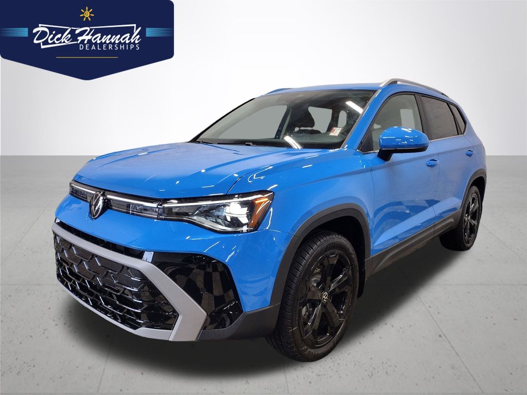 2025 Volkswagen Taos SEL's photo