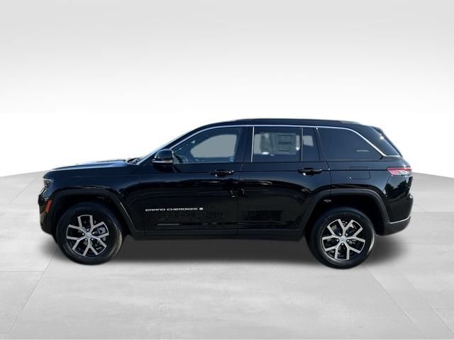 2025 Jeep Grand Cherokee Limited photo 6
