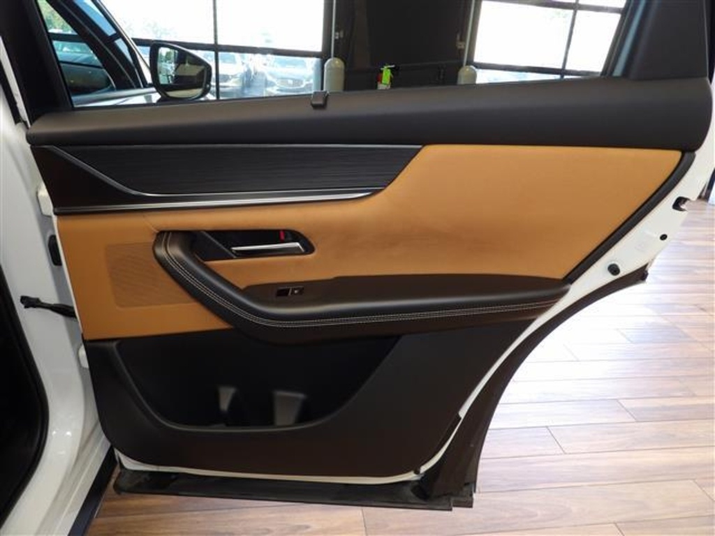 2025 Mazda CX-70 3.3 Turbo Premium Plus photo 17