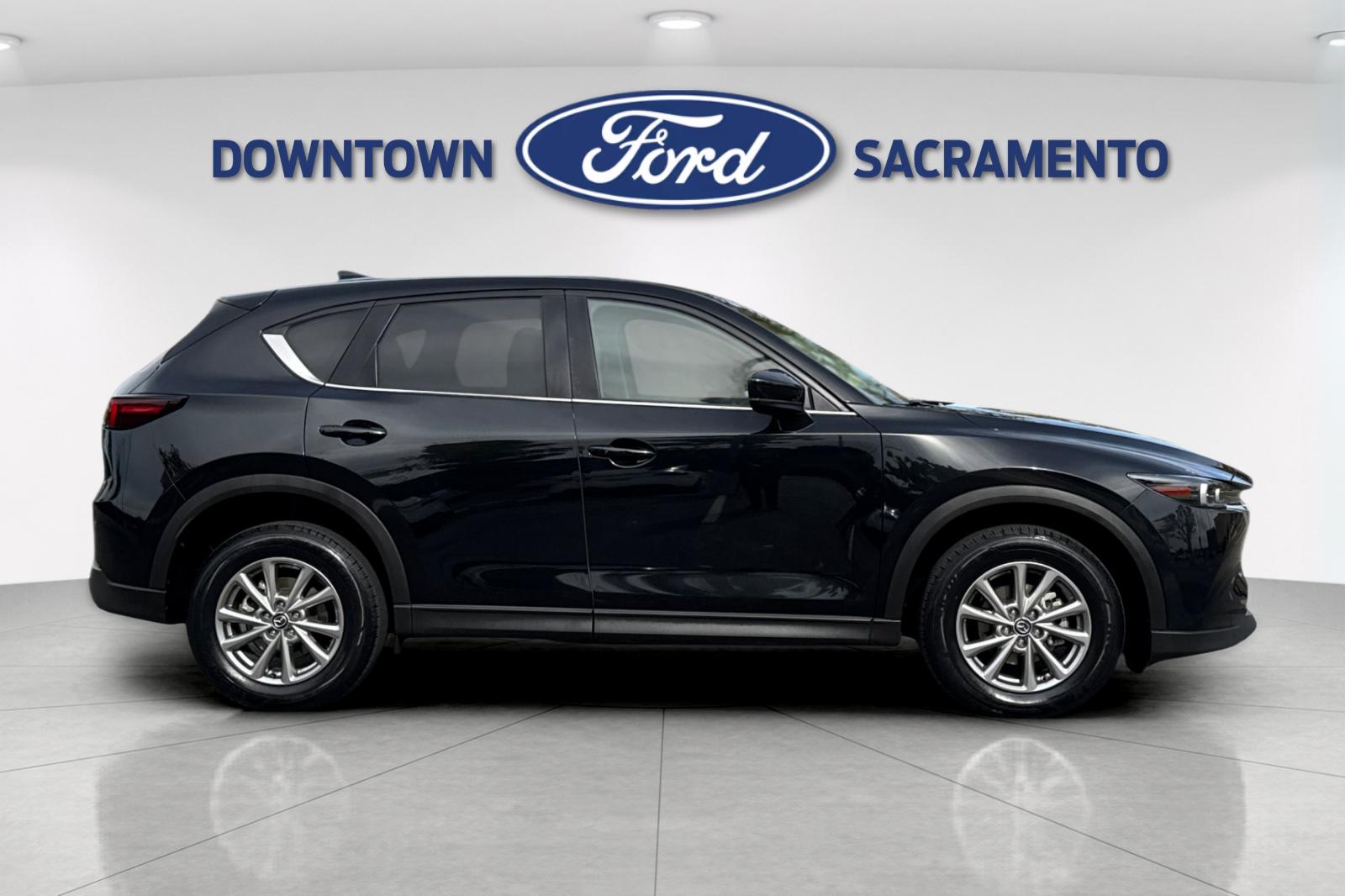 2022 Mazda CX-5 2.5 Select photo 4