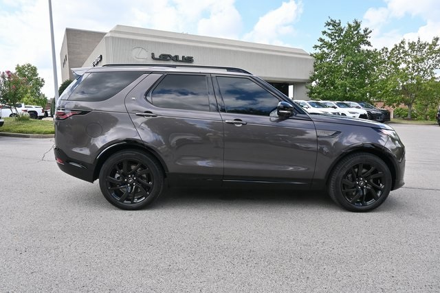 2023 Land Rover Discovery S R-Dynamic photo 2