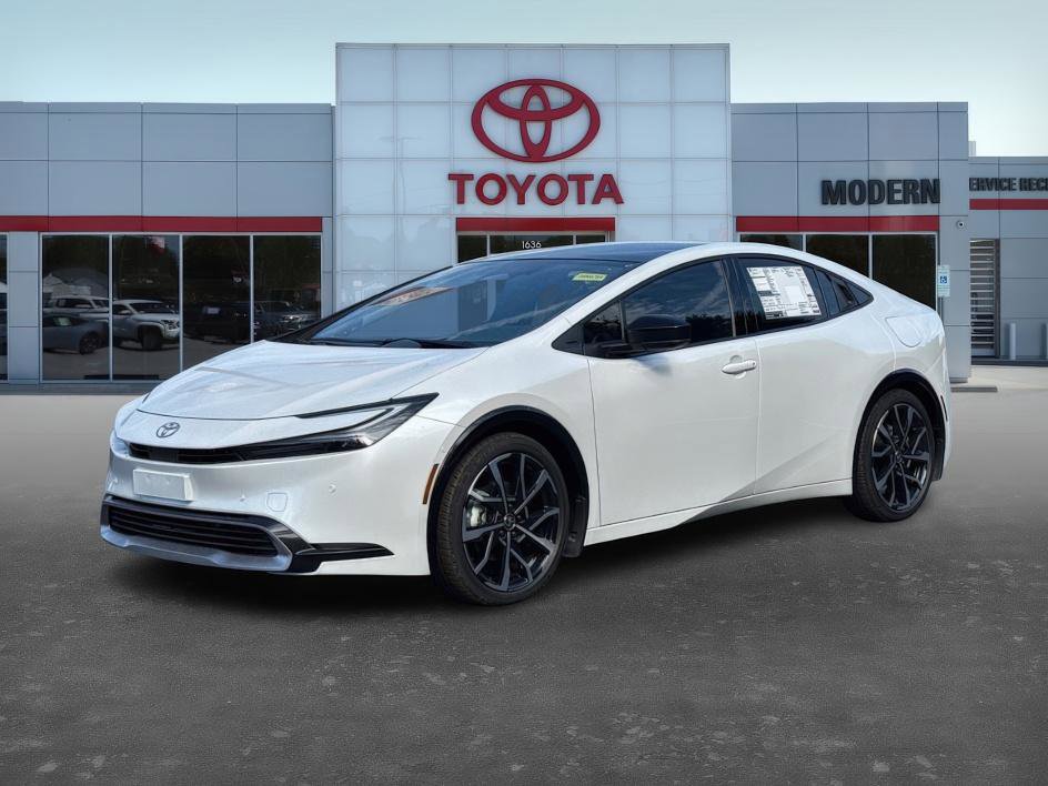 2026 Toyota Prius XSE Premium's photo