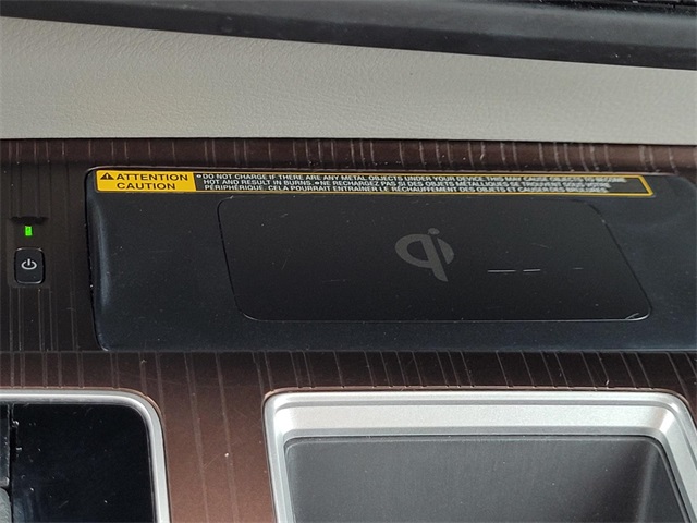 2024 Toyota Sienna XLE photo 19