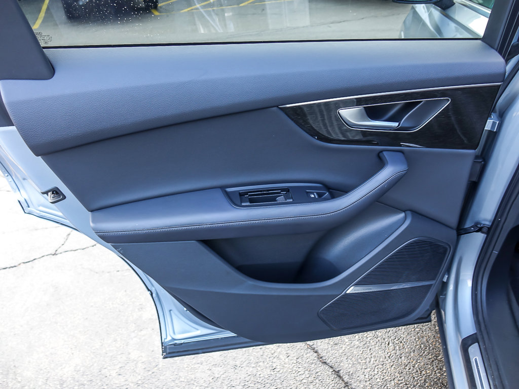 2024 AUDI Q7 - Image 25