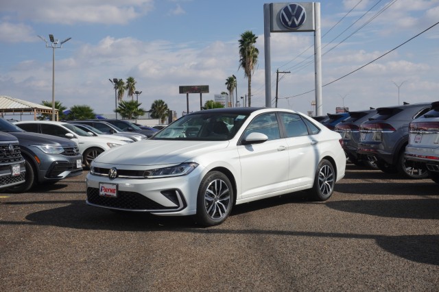 2026 Volkswagen Jetta SE's photo