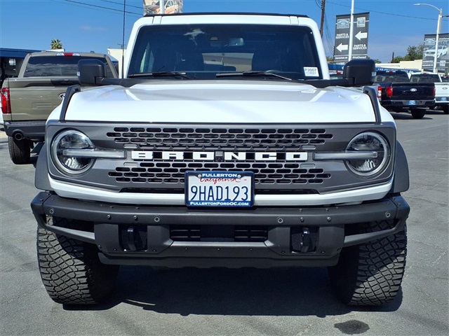 2023 Ford Bronco Badlands photo 2