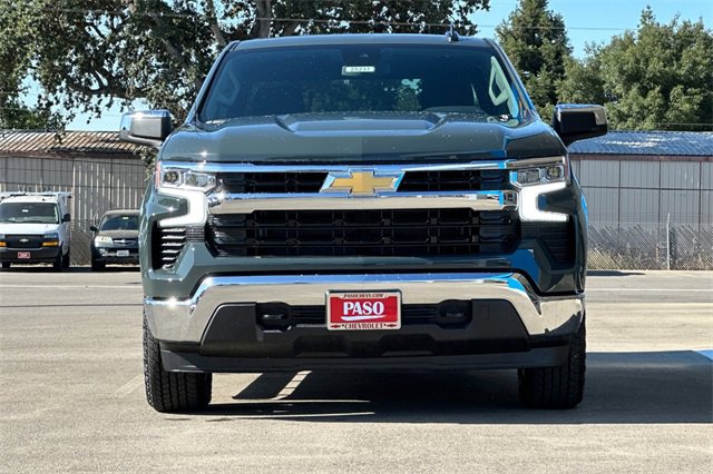 2025 Chevrolet Silverado 1500 LT photo 9