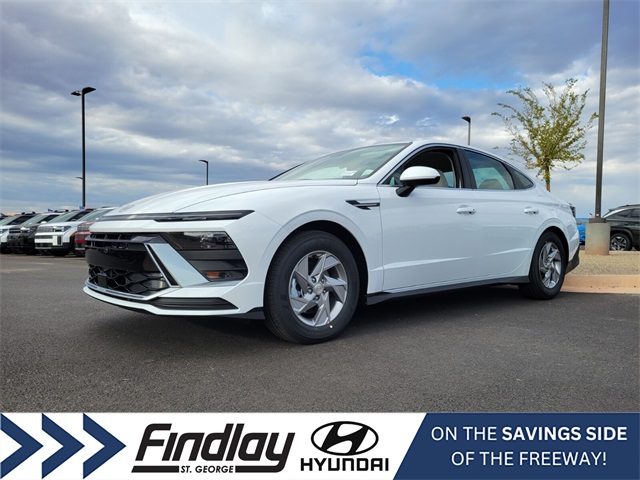 2025 Hyundai Sonata SE's photo