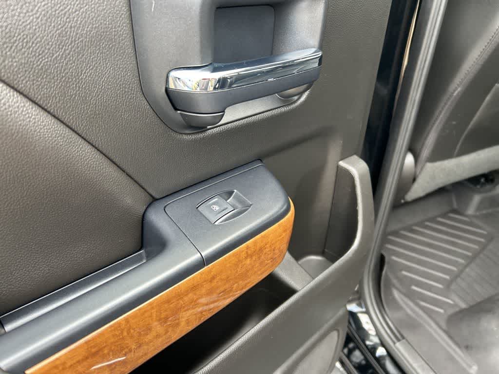 2019 Chevrolet Silverado 3500HD High Country photo 34