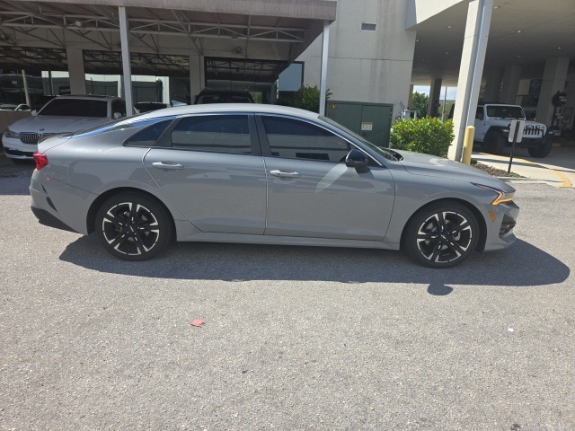 2022 Kia K5 GT-Line photo 8