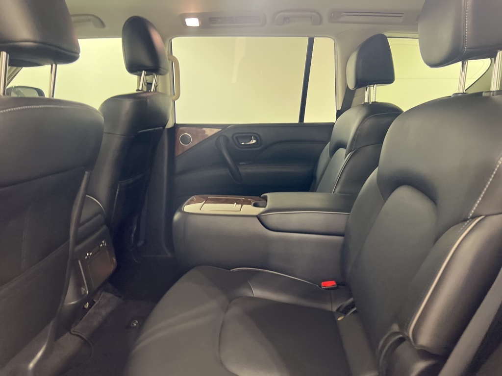 2019 Infiniti QX80 Luxe photo 21