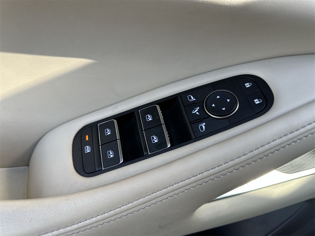 2023 Infiniti QX60 Luxe photo 12