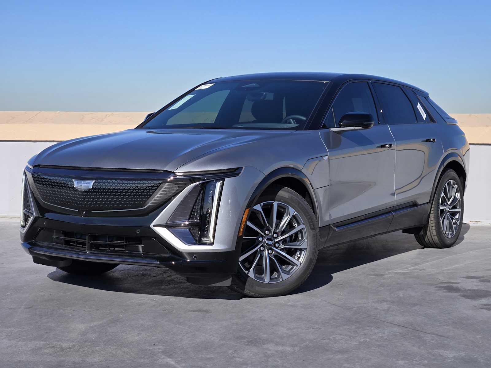 2025 Cadillac LYRIQ Sport 2's photo