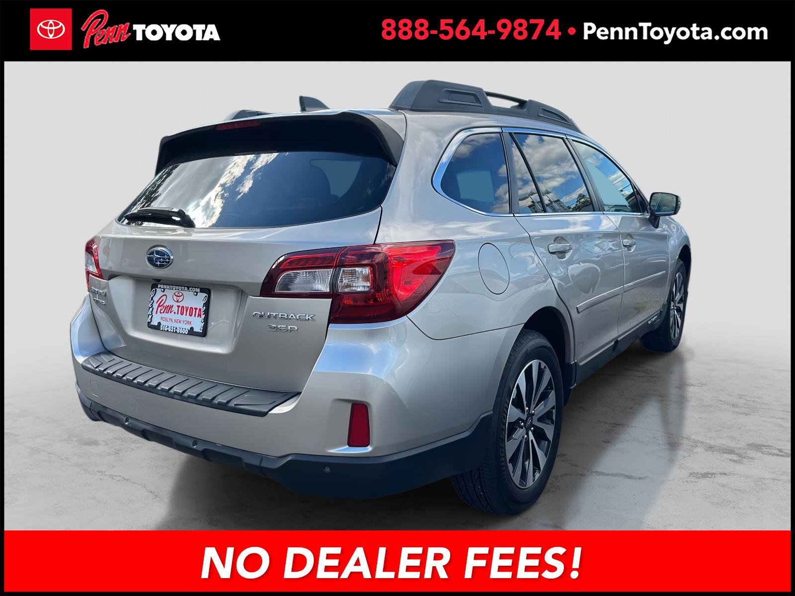 Used 2017 Subaru Outback Limited with VIN 4S4BSENC9H3421935 for sale in Greenvale, NY