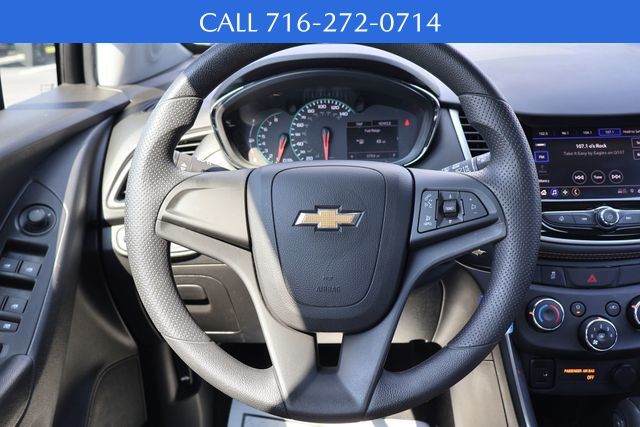 2021 Chevrolet Trax LS photo 11