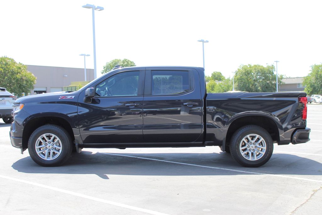 2023 Chevrolet Silverado 1500 RST photo 9