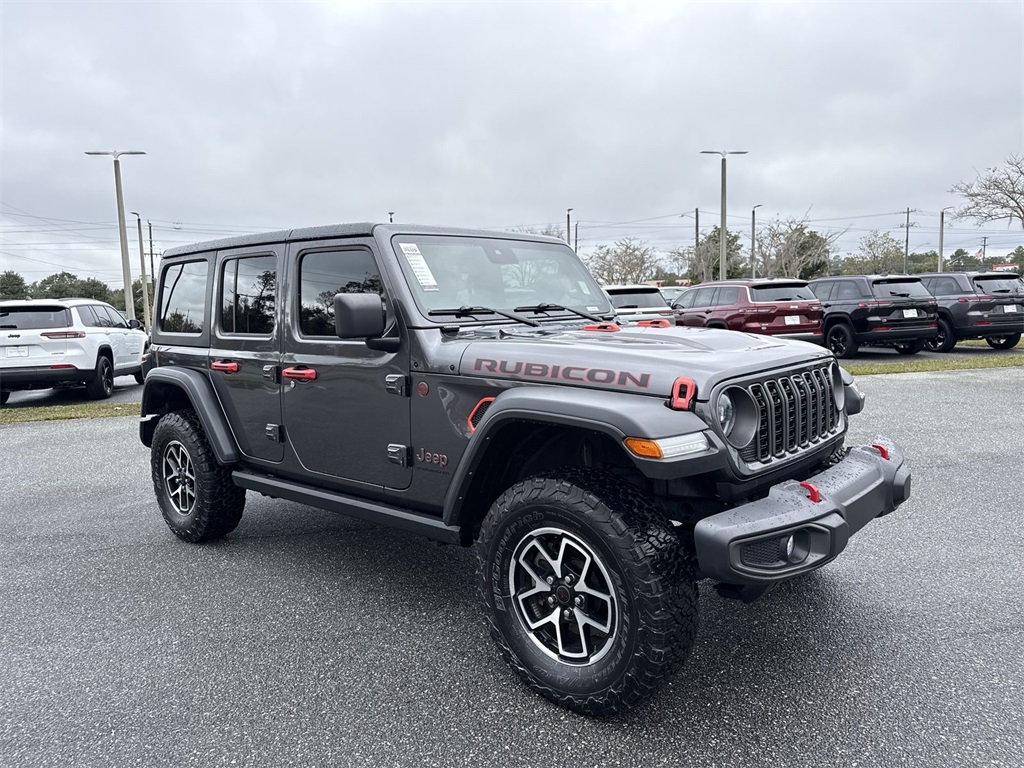 2024 Jeep Wrangler 4-Door Rubicon's photo