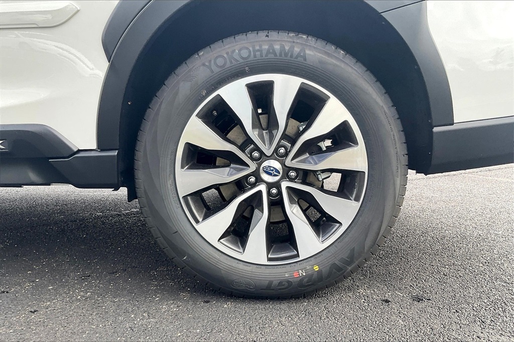 2025 Subaru Outback Limited photo 12
