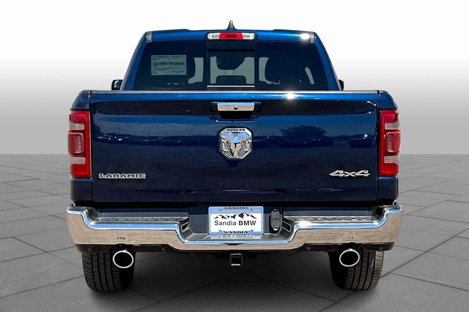 2021 Ram 1500 Laramie photo 4