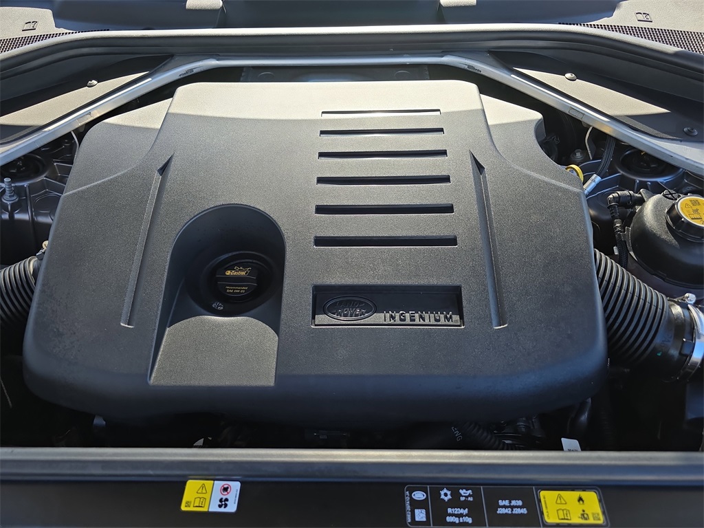 2023 Land Rover Range Rover SE photo 28