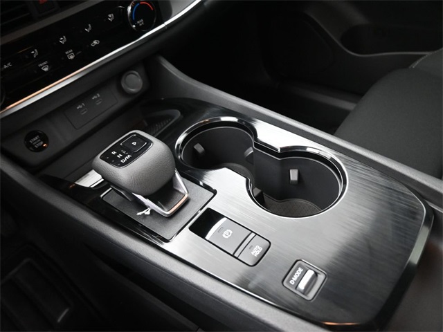 2026 Nissan Rogue S photo 24