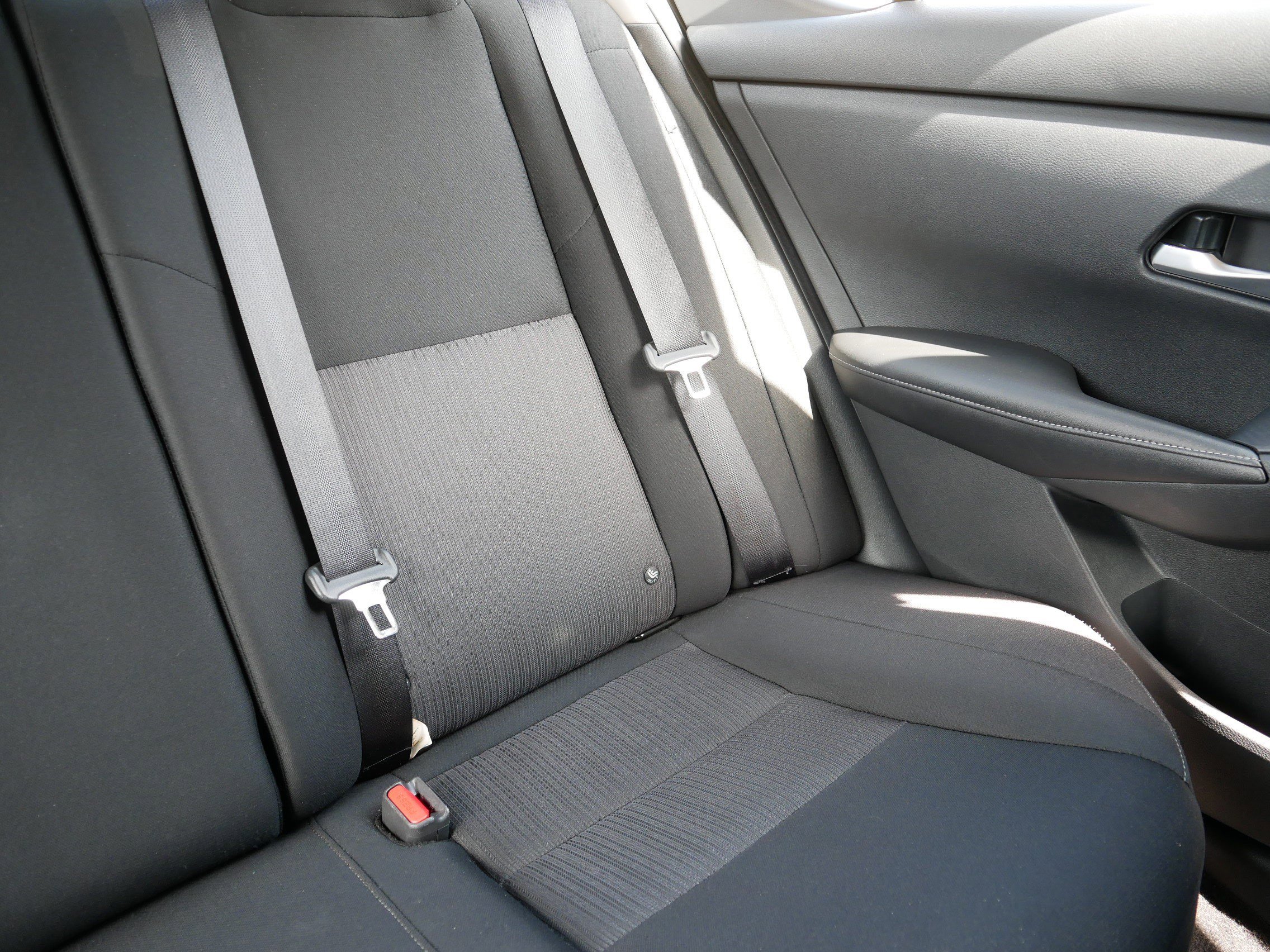 2023 Nissan Sentra SV photo 14