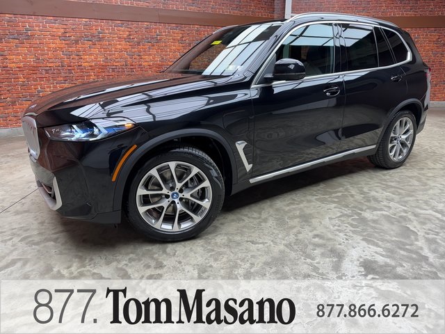 2025 BMW X5 50e's photo